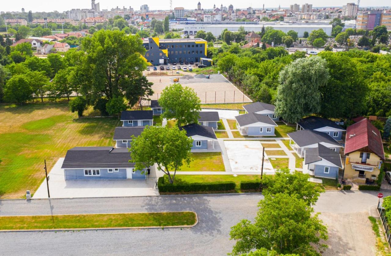 Aparthotel Poiana Cu Flori Satu Mare Exterior foto